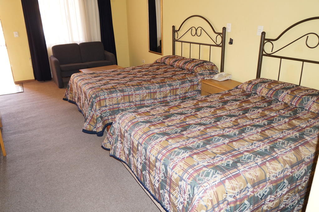 Maria Luisa Inn & Suites Juarez  Room photo