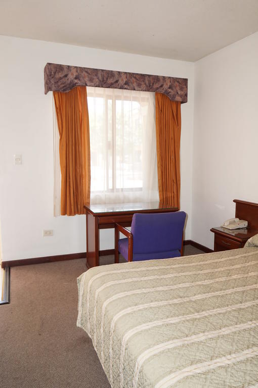Maria Luisa Inn & Suites Juarez  Room photo