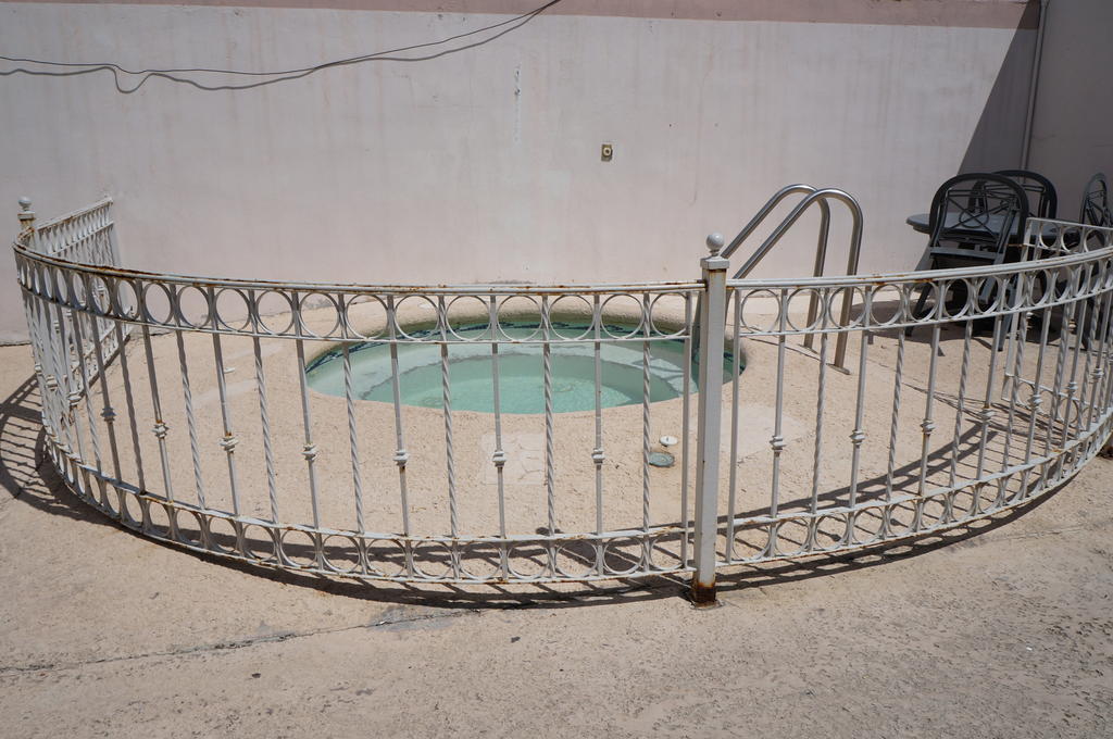Maria Luisa Inn & Suites Juarez  Exterior photo
