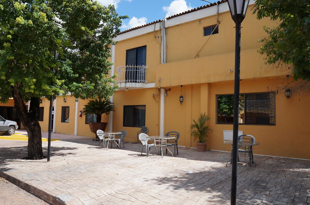 Maria Luisa Inn & Suites Juarez  Exterior photo