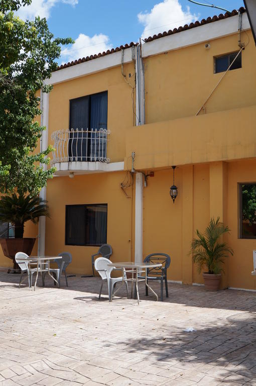 Maria Luisa Inn & Suites Juarez  Exterior photo